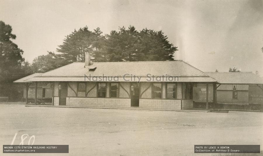 Postcard: Railroad Station, Marion, Massachusetts